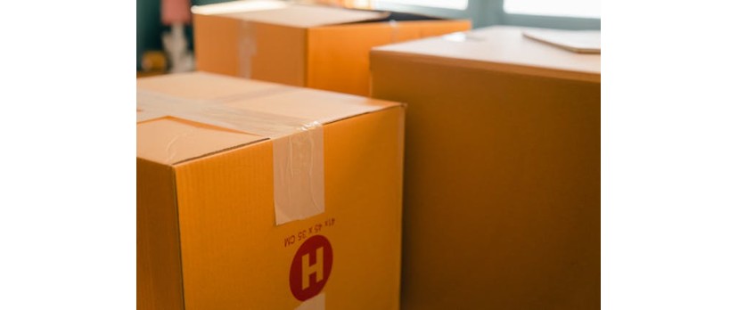 Why You Should Study Competitor Ads Before Launching Your Dropshipping Store