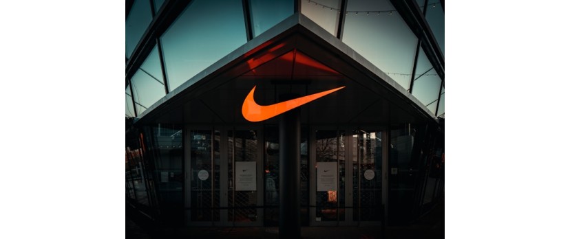 Building a Brand, Not Just a Shop: eCommerce Growth Through Social Media