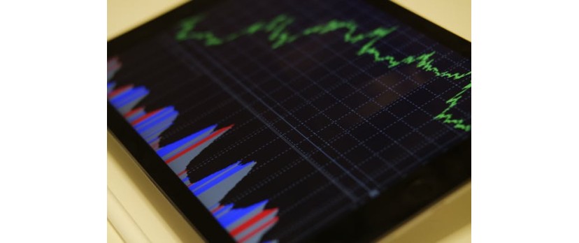 Managing Currency Risk and Seizing Forex Opportunities with Online Brokers