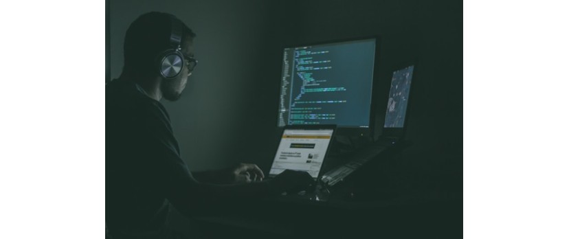 Supporting Collaboration Through IT Infrastructure Choices
